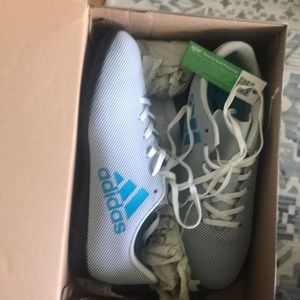 Indoor Soccer Shoes Adidas Sz 5 youth